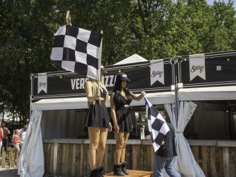 Op zoek naar de perfecte gridgirls!